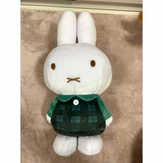 ミッフィー(miffy)の色違いもあり！ミッフィー特大サイズMOREぬいぐるみタータンチェックのワンピース(ぬいぐるみ)