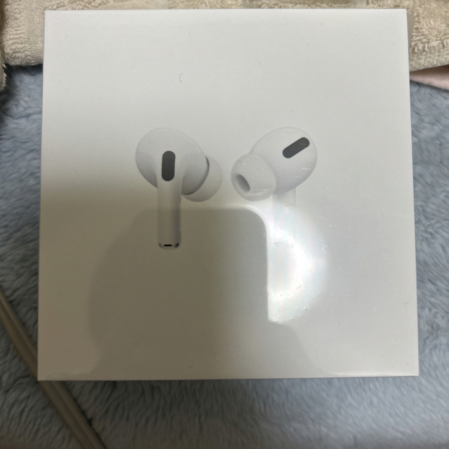 両耳用サラウンドアップル AirPods Pro MLWK3J/A新品未開封