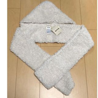 ♡ふわふわ暖かい♡新品 タグ付き GITA フード付き マフラー (マフラー/ストール)