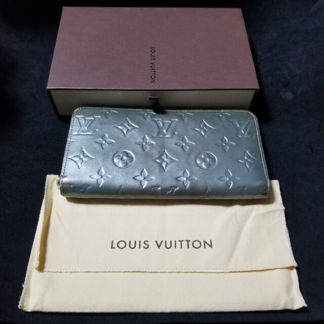 LOUIS VUITTON(ルイヴィトン)の売り切れLOUIS VUITTONモノグラムヴェルニ ジッピーウォレット　長財布 メンズのファッション小物(長財布)の商品写真