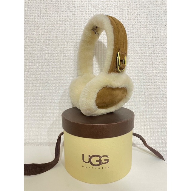 UGG(アグ)のUGG アグ　イヤーマフ　チェスナット　ベージュ レディースのファッション小物(イヤーマフ)の商品写真