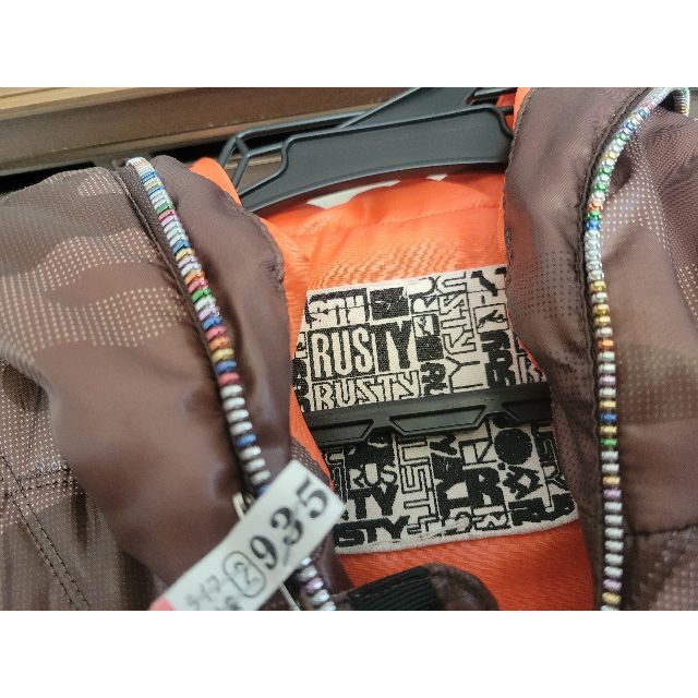 RUSTY(ラスティ)の【RUSTY】迷彩柄フード付中綿ジャケット ブラウン×オレンジ メンズのジャケット/アウター(その他)の商品写真