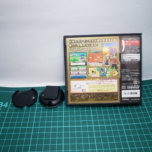 ニンテンドーDS(ニンテンドーDS)のポケットモンスター　ハートゴールド　空箱 エンタメ/ホビーのゲームソフト/ゲーム機本体(携帯用ゲームソフト)の商品写真