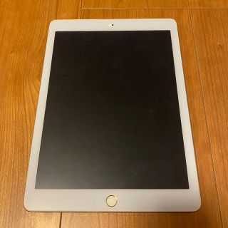 iPad 5世代 32GB 本体 シルバー