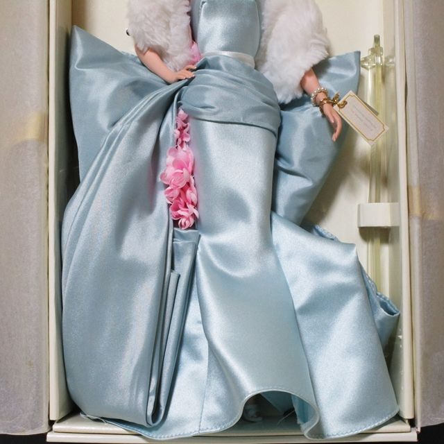 Barbie - バービー人形 マテル バービー ゴールドラベル モデル【 デルフィーヌ】の通販 by M28｜バービーならラクマ