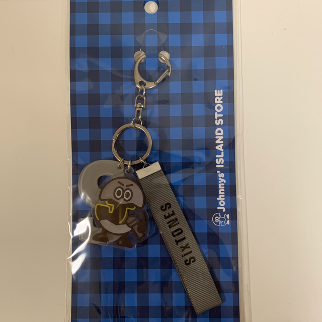 SixTONES(ストーンズ)のSixTONES 黒音くん クローンくん キーホルダー エンタメ/ホビーのタレントグッズ(アイドルグッズ)の商品写真