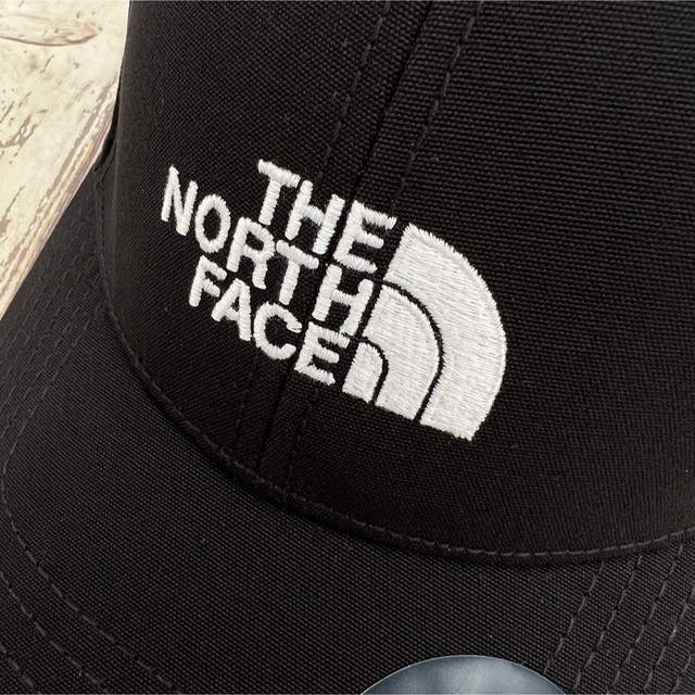 THE NORTH FACE(ザノースフェイス)のTNF キャップ　帽子　ブラック　ユニセックス メンズの帽子(キャップ)の商品写真