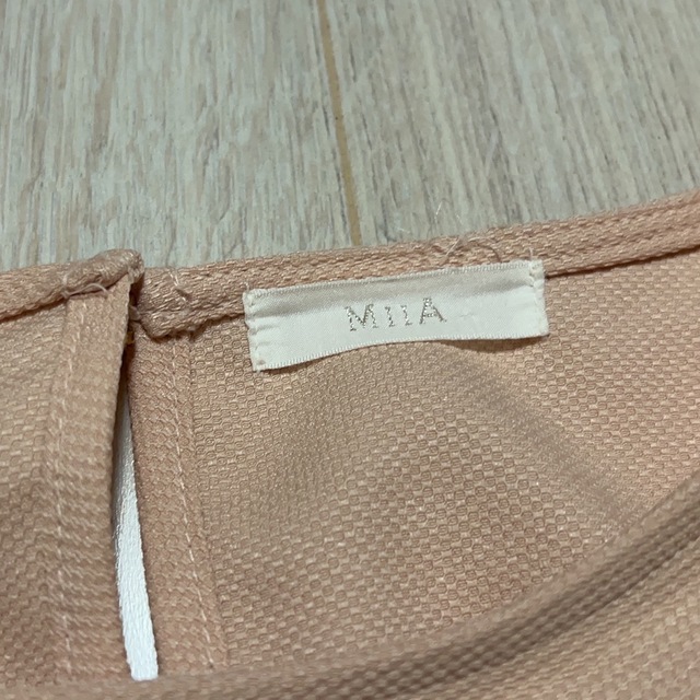 MIIA(ミーア)のリボン フリル  レディースのトップス(カットソー(半袖/袖なし))の商品写真