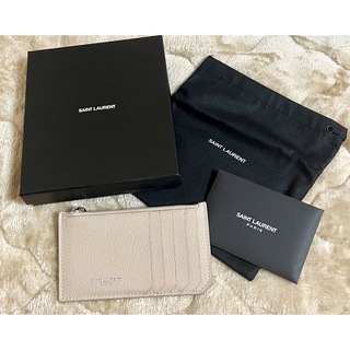 イヴサンローラン(Yves Saint Laurent)の【美品】サンローラン カードケース・パスケース(財布)