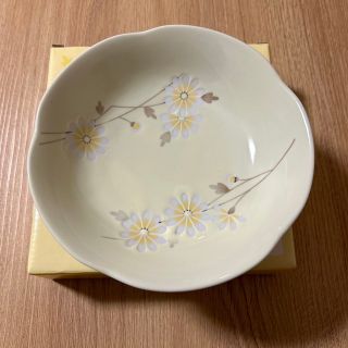 タチキチ(たち吉)の新品　たち吉　お皿　花柄(食器)