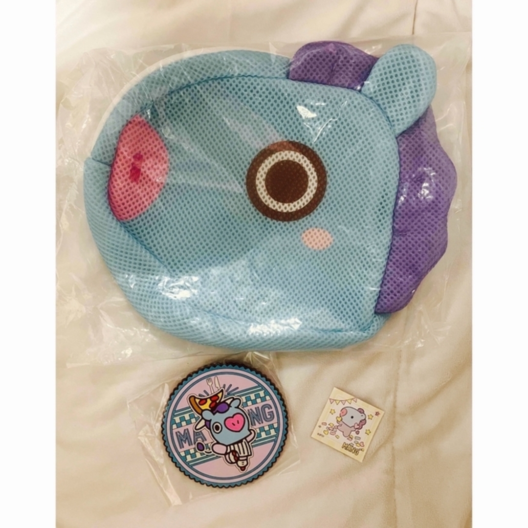 BT21(ビーティーイシビル)のBT21 MANG ランドリーポーチ　トートバッグ　コースター　シール エンタメ/ホビーのおもちゃ/ぬいぐるみ(キャラクターグッズ)の商品写真