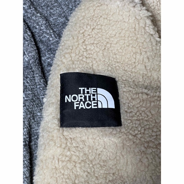 THE NORTH FACE(ザノースフェイス)の新品　ザノースフェイス  リモ　フリース ベージュ XXL  韓国限定 海外限定 メンズのジャケット/アウター(ブルゾン)の商品写真