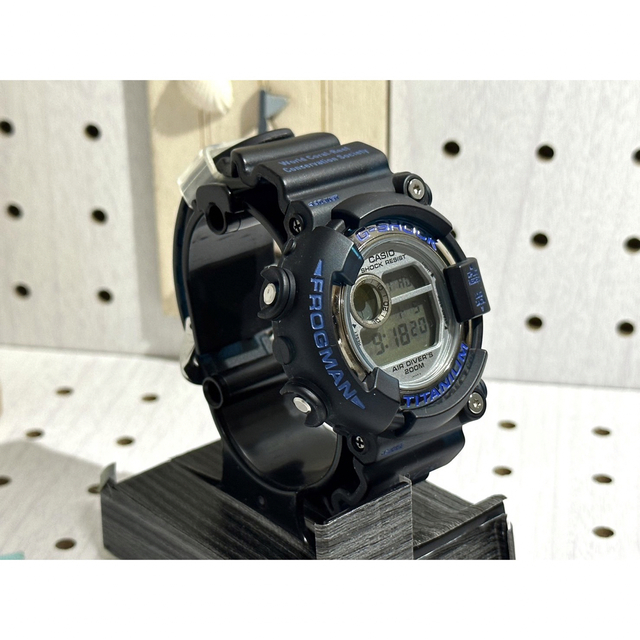 CASIO G-SHOCK DW-8201 ネイビー フロッグマン メンズの時計(腕時計(デジタル))の商品写真