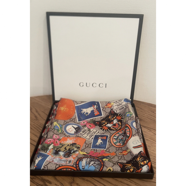 未使用】GUCCI 大判ストール スカーフ【美品】 上品なスタイル 22308円