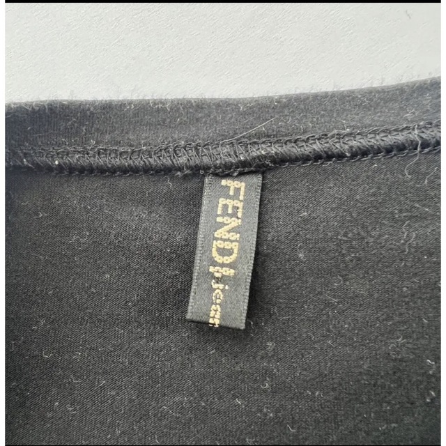 FENDI(フェンディ)のFENDI フェンディ ビッグロゴ Tシャツ Sサイズ ブラック メンズのトップス(Tシャツ/カットソー(半袖/袖なし))の商品写真