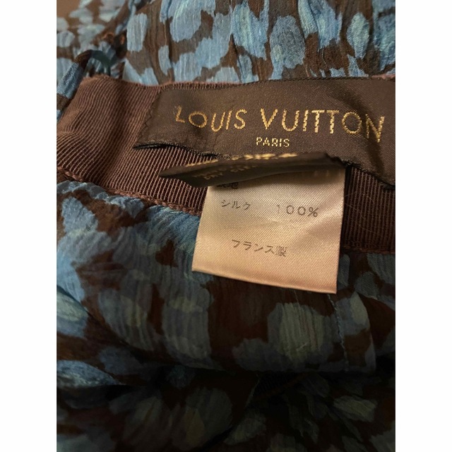 LOUIS VUITTON(ルイヴィトン)のLOUIS VUITTON ルイヴィトン シルク スカート # 34 レディースのスカート(ひざ丈スカート)の商品写真