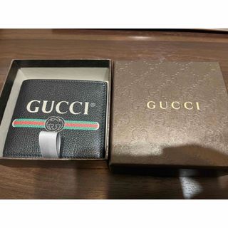 グッチ(Gucci)の【新品未使用】GUCCI 二つ折り財布 4963090G (折り財布)