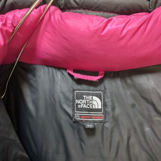 THE NORTH FACE(ザノースフェイス)のノースフェイス　バルトロ　ダウンジャケット　850フィル　ピンク　レディースL レディースのジャケット/アウター(ダウンジャケット)の商品写真