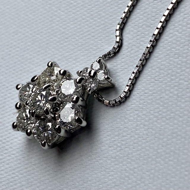 ダイヤモンドネックレス フラワー型 D1.00ct /PT900&K18WG - ネックレス