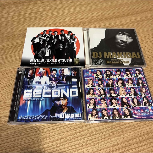 EXILE TRIBE(エグザイル トライブ)の【ほぼ未使用品】EXILE、MACO他CD、DVD、ステッカー エンタメ/ホビーのCD(ポップス/ロック(邦楽))の商品写真