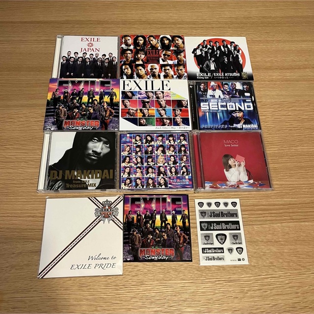 EXILE TRIBE(エグザイル トライブ)の【ほぼ未使用品】EXILE、MACO他CD、DVD、ステッカー エンタメ/ホビーのCD(ポップス/ロック(邦楽))の商品写真