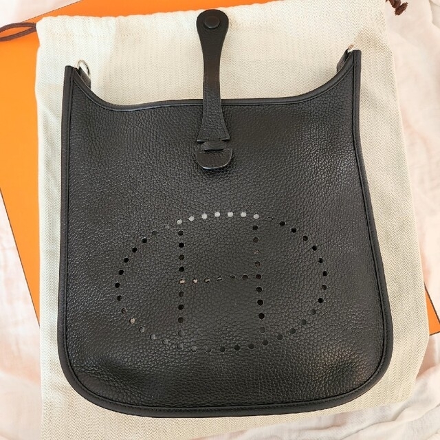 新品未使用!LOEWE ミニミニBAG&チェーン | unimac.az