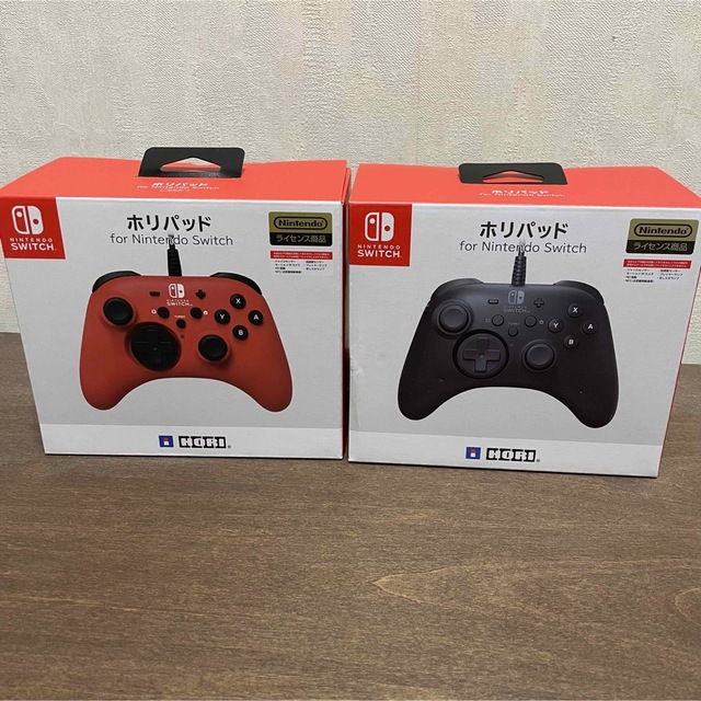 HORI  ホリパッド Nintendo Switch ブラック　レッド エンタメ/ホビーのゲームソフト/ゲーム機本体(その他)の商品写真