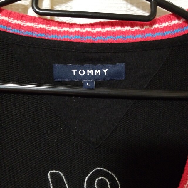 TOMMY HILFIGER(トミーヒルフィガー)の美品 TOMMY カーディガン ヴィンテージ ワッペン ブラック メンズのトップス(カーディガン)の商品写真