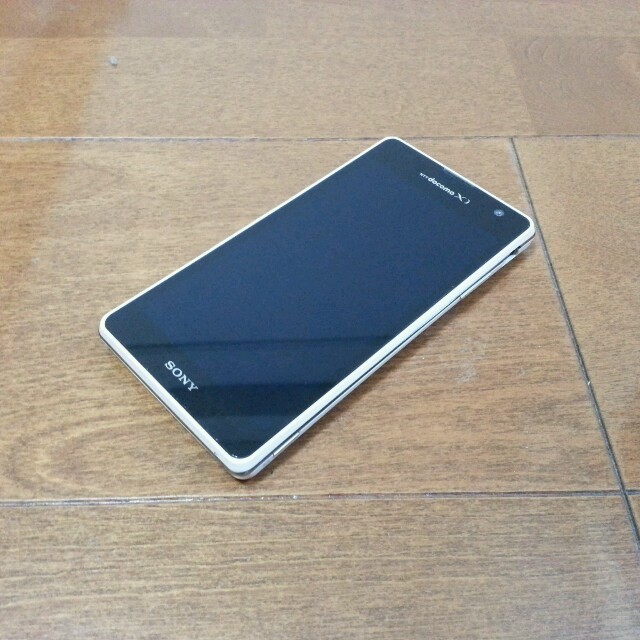 美中古品 SO-04D Xperia GX ホワイト 美中古品 SO-04D Xperia GX ホワイト