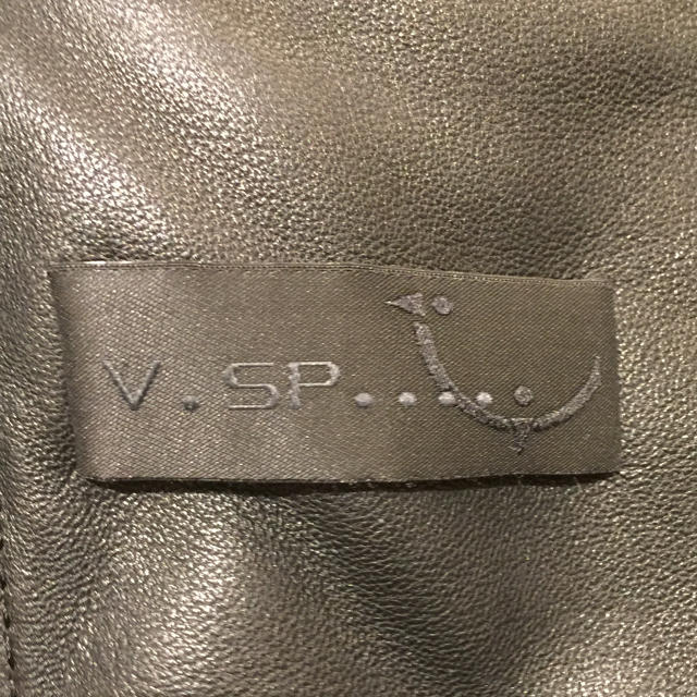 BARNEYS NEW YORK(バーニーズニューヨーク)のセレブ愛用✨v.sp...高級ムートン ブラック レディースのジャケット/アウター(毛皮/ファーコート)の商品写真