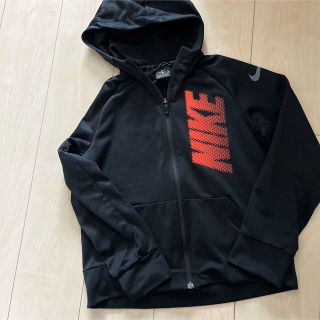 ナイキ(NIKE)のナイキ　キッズ　パーカー(ジャケット/上着)