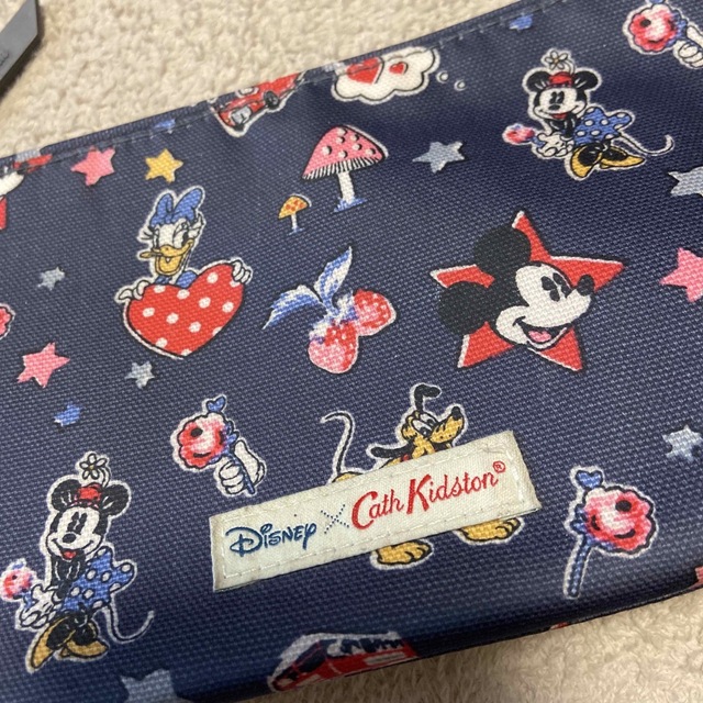 Cath Kidston(キャスキッドソン)のCath Kidston × Disney  コラボポーチ♡ レディースのファッション小物(ポーチ)の商品写真