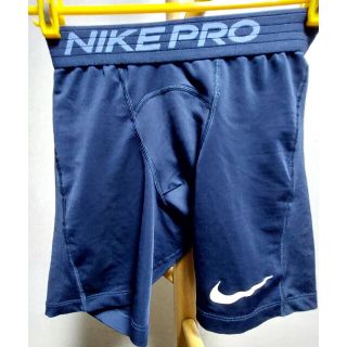 ナイキ(NIKE)の<週末限定値下げ>NIKE PRO ナイキプロ ショートタイツ メンズ Sサイズ(レギンス/スパッツ)