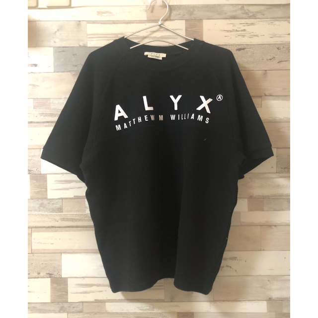 【ALYX】　ロゴ　ワッフル地　Tシャツ　Sサイズ メンズのトップス(Tシャツ/カットソー(半袖/袖なし))の商品写真