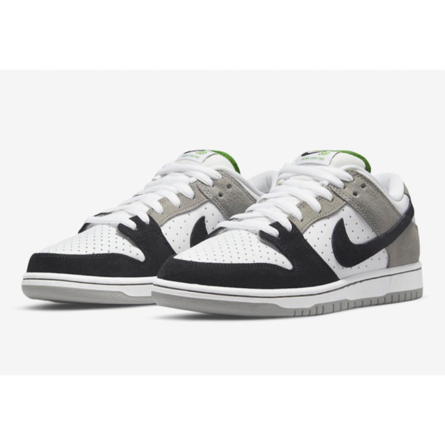 NIKE(ナイキ)のNike SB Dunk Low Chlorophyll 29cm 新品未使用 メンズの靴/シューズ(スニーカー)の商品写真