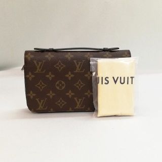 ルイヴィトン(LOUIS VUITTON)の【美品】ルイ・ヴィトン（モノグラム・マカサー）ジッピーXL　クラッチバッグ(長財布)