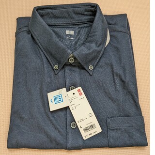 ユニクロ(UNIQLO)の【未使用】ユニクロ ポロシャツ Lサイズ 紺色  ポケット付き(ポロシャツ)
