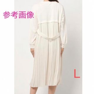 ハニーズ(HONEYS)の【未使用品】ハニーズ　後ろプリーツワンピース  L(ひざ丈ワンピース)