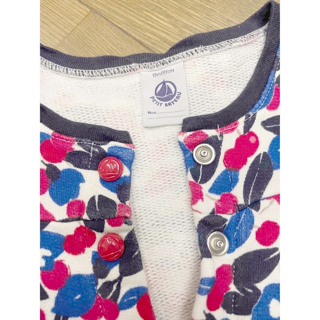 PETIT BATEAU(プチバトー)のカーディガン　中厚手　秋　冬　春　年中 キッズ/ベビー/マタニティのベビー服(~85cm)(カーディガン/ボレロ)の商品写真