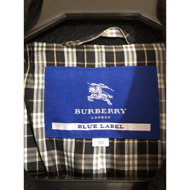 BURBERRY BLUE LABEL(バーバリーブルーレーベル)のバーバリーブルーレーベル  ベルト切り替えチェックプリーツコート レディースのジャケット/アウター(ロングコート)の商品写真