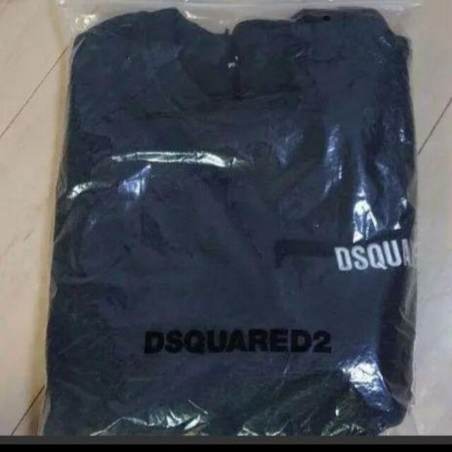 DSQUARED2(ディースクエアード)のなな様専用　新品　未使用　DSQUARED 2　トレーナー　　ディースクエアード メンズのトップス(スウェット)の商品写真