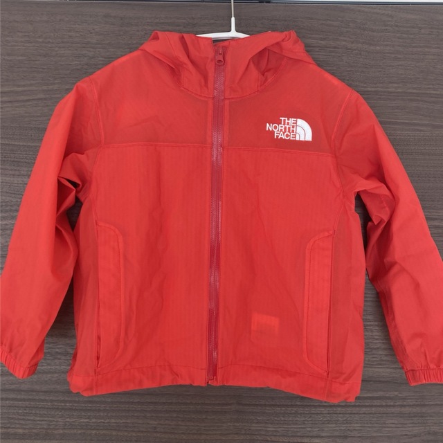 THE NORTH FACE(ザノースフェイス)のザノースフェイス　ウインドブレーカー　100cm キッズ/ベビー/マタニティのキッズ服女の子用(90cm~)(ジャケット/上着)の商品写真