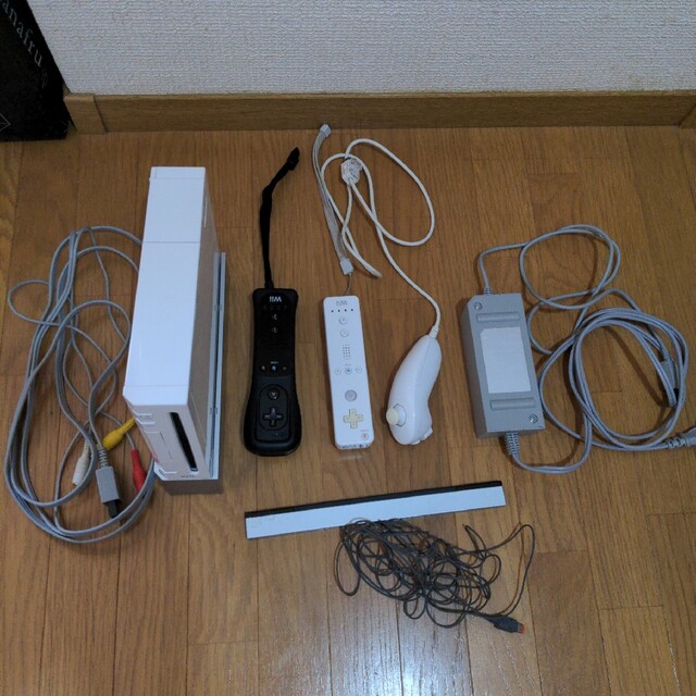 Nintendo Wii RVL-S-WD 本体