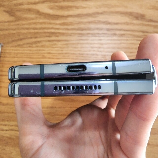 Samsung Galaxy Z Fold4 Graygreen US版 512 - スマートフォン本体 Samsung Galaxy Z Fold4 Graygreen US版 512