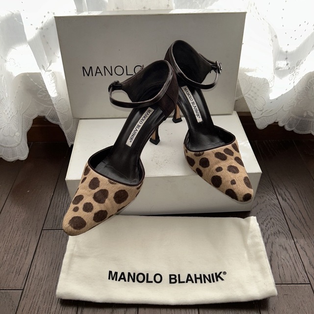 MANOLO BLAHNIK(マノロブラニク)のMANOLO BLAHNIKマノロブラニク35 レディースの靴/シューズ(ハイヒール/パンプス)の商品写真