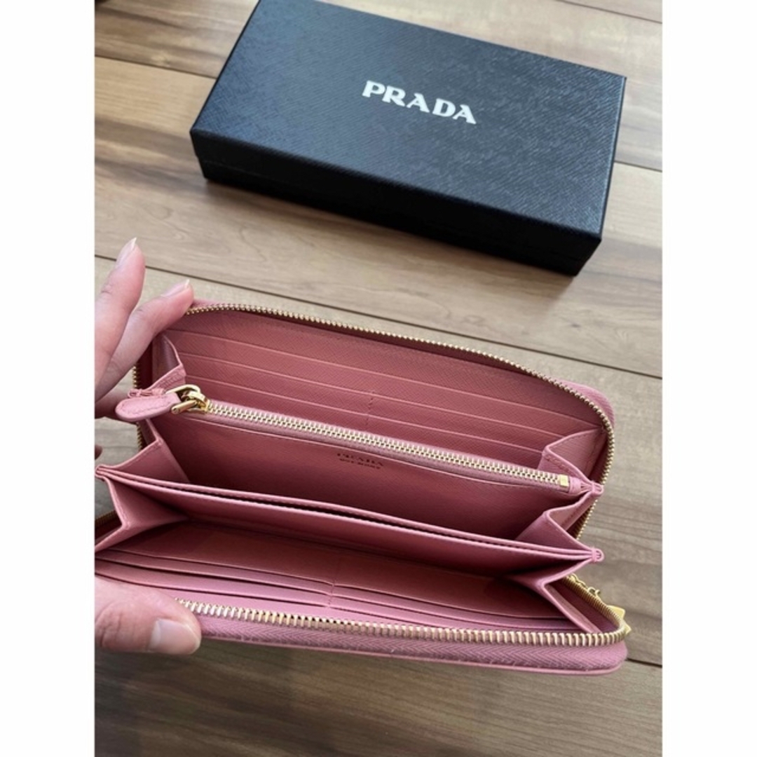 PRADA プラダ　長財布　ピンク　美品