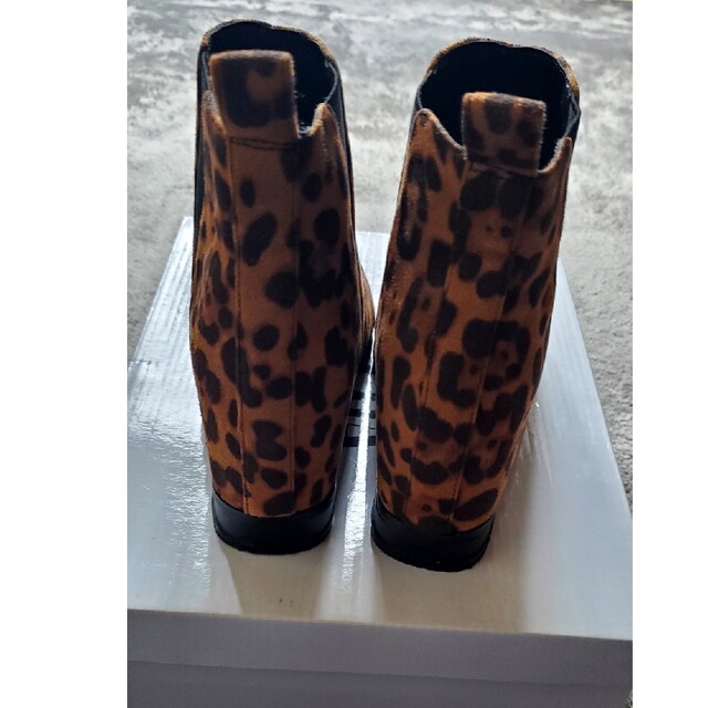 GYDA(ジェイダ)のGYDA レオパード豹柄ｼｰｸﾚｯﾄブーツ レディースの靴/シューズ(ブーツ)の商品写真