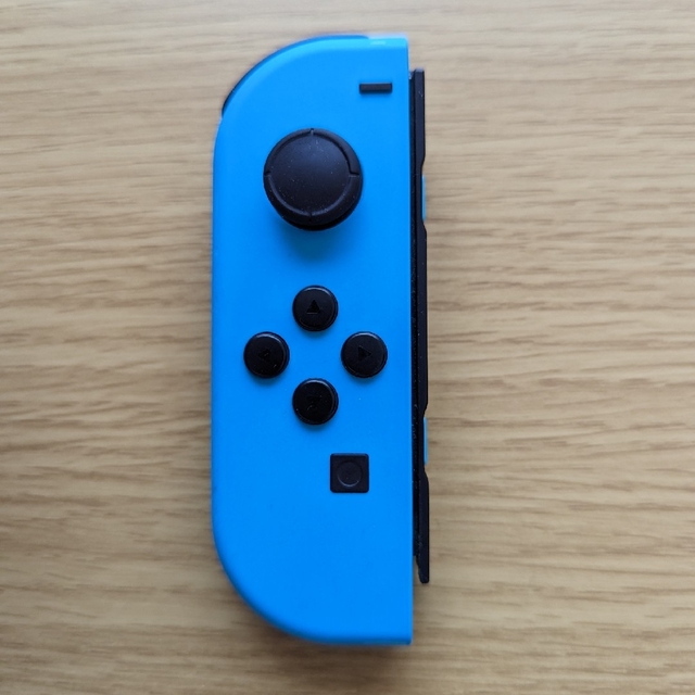 Nintendo Switch(ニンテンドースイッチ)の任天堂Switch Joy-Con 左側 ジャンク品 エンタメ/ホビーのゲームソフト/ゲーム機本体(その他)の商品写真