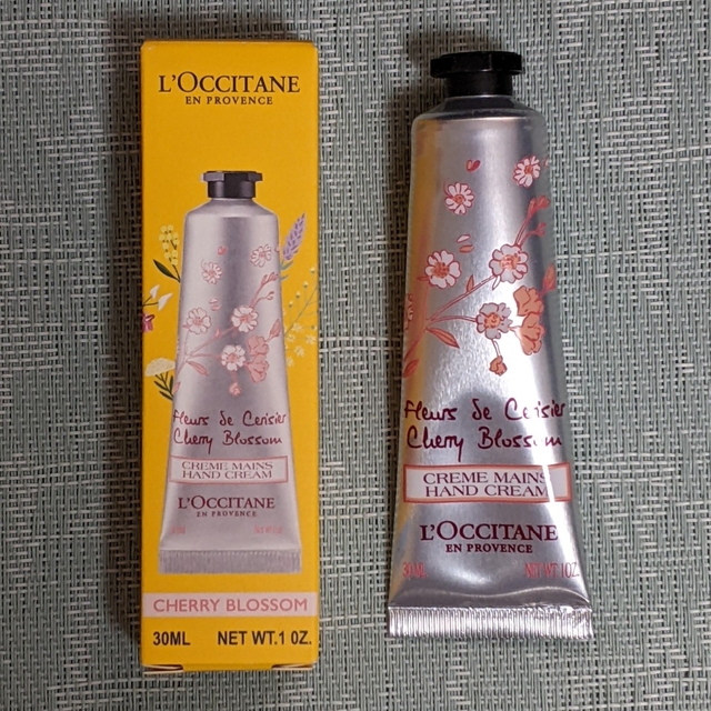 速くおよび自由な L'OCCITANE 人気種類のハンドクリーム 3本セット