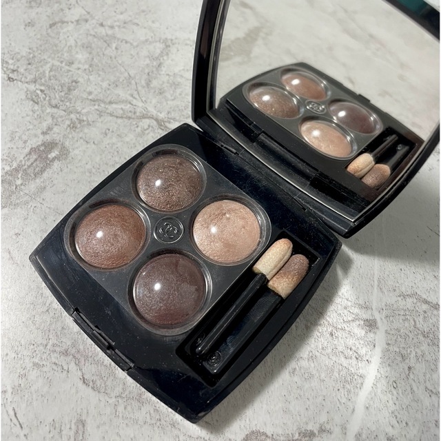 CHANEL(シャネル)のCHANEL LES4 OMBRES 226 TISSE RIVOLI コスメ/美容のベースメイク/化粧品(アイシャドウ)の商品写真